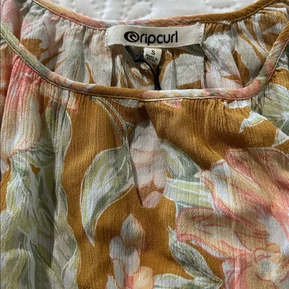 Rip Curl Floral Off-Shoulder Crop Top SZ: S - Picture 3 of 5
